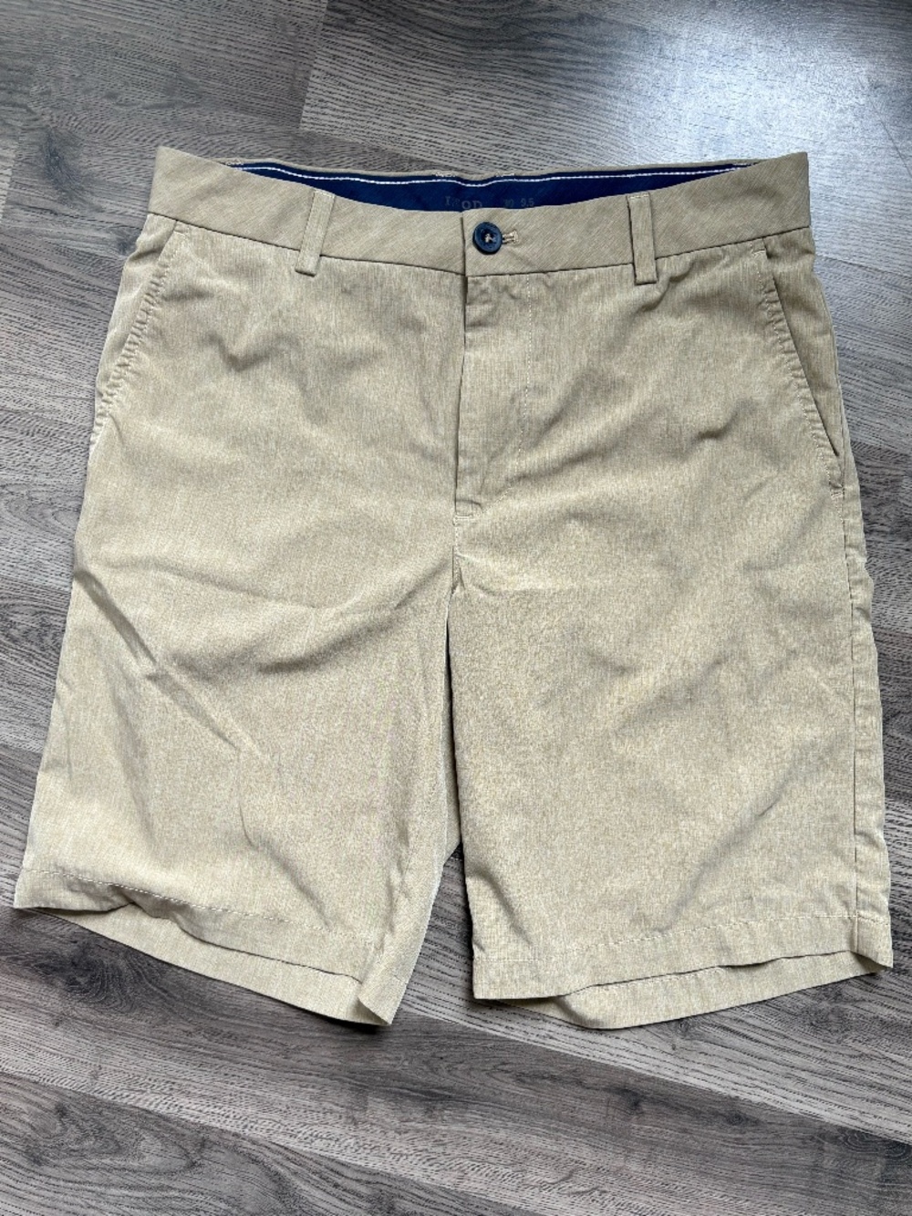 Men's Tan Khaki Shorts Size 30 Waist with 9.5 Inseam